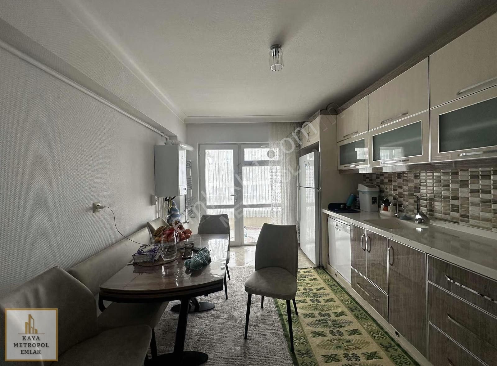 Elvan Mahallesinde Ön Cephe Çift Teras Asansörlü 6+1 Yeni Bina - Görsel 10