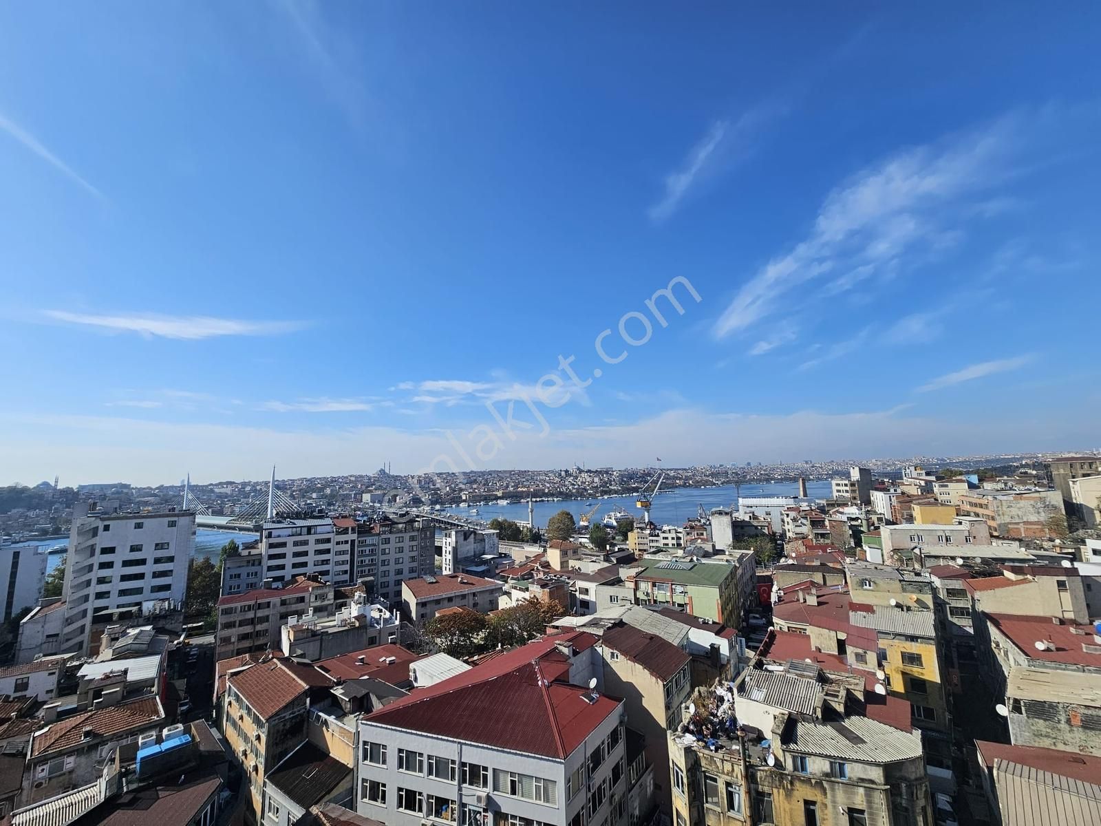 Bankalar Caddesinde Panaromik Boğaz Manzaralı 165 M2 Ofis Büro