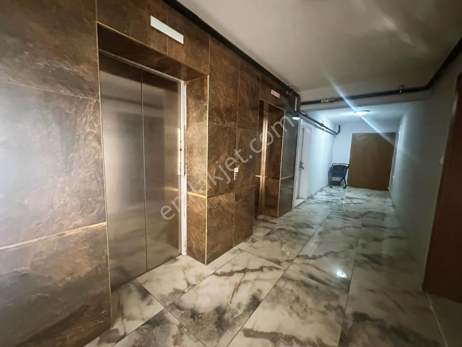 Fuat Çetin'den Çift Bloklu Site İçerisinde 4+1 Yerden Isıtmalı - Görsel 6