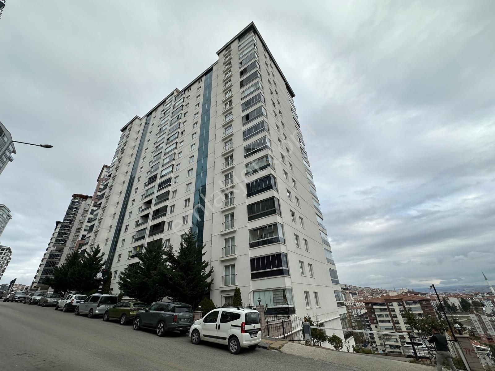 Fuat Çetin'den Şehir Hast.ve Antares Yakını Manzaralı 210 M2