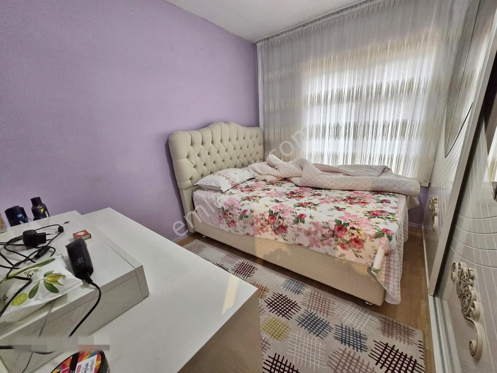 Fuat Çetin'den Ayvalı Merkez De Genç Bina Da Orta Kat Yapılı 2+1 - Görsel 22