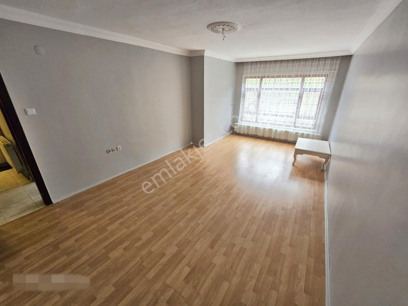 Fuat Çetin'den Ayvalı Merkez De Genç Bina Da Orta Kat Yapılı 2+1 - Görsel 14