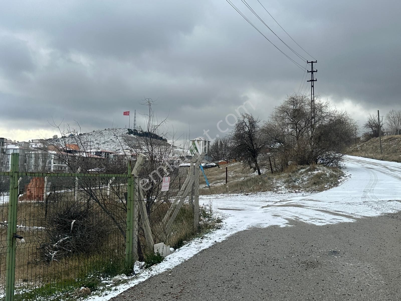 Fuat Çetin'den Süper Konumlu 1.6 Emsal Site Arsası Caddeye 300 M - Görsel 32