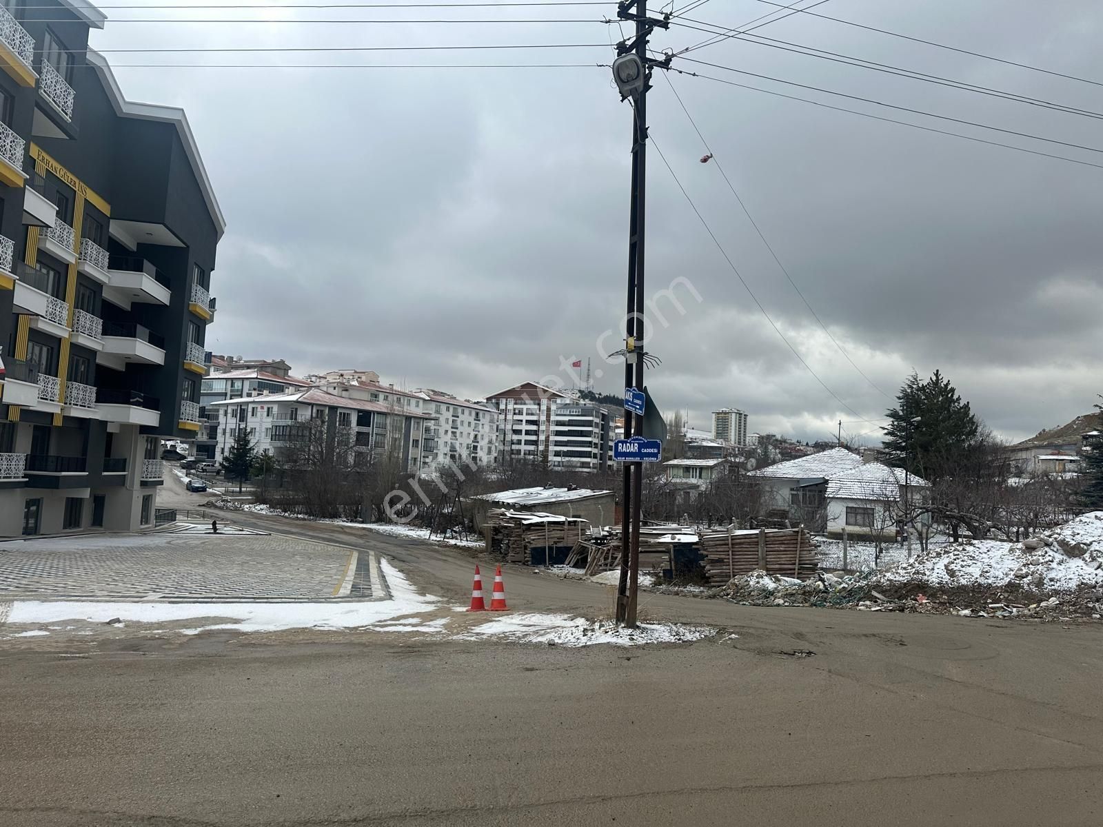 Fuat Çetin'den Süper Konumlu 1.6 Emsal Site Arsası Caddeye 300 M - Görsel 16