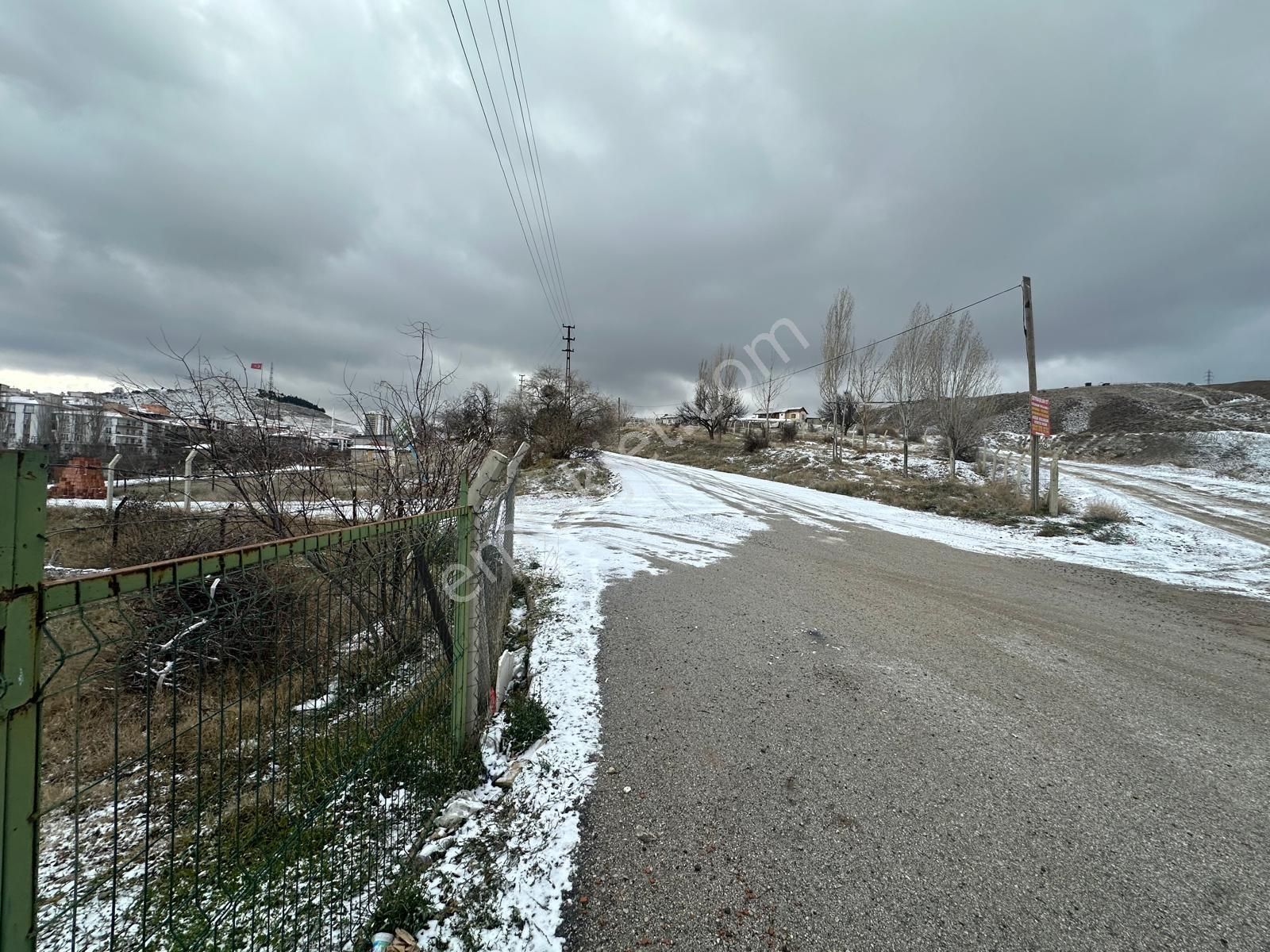 Fuat Çetin'den Süper Konumlu 1.6 Emsal Site Arsası Caddeye 300 M - Görsel 11