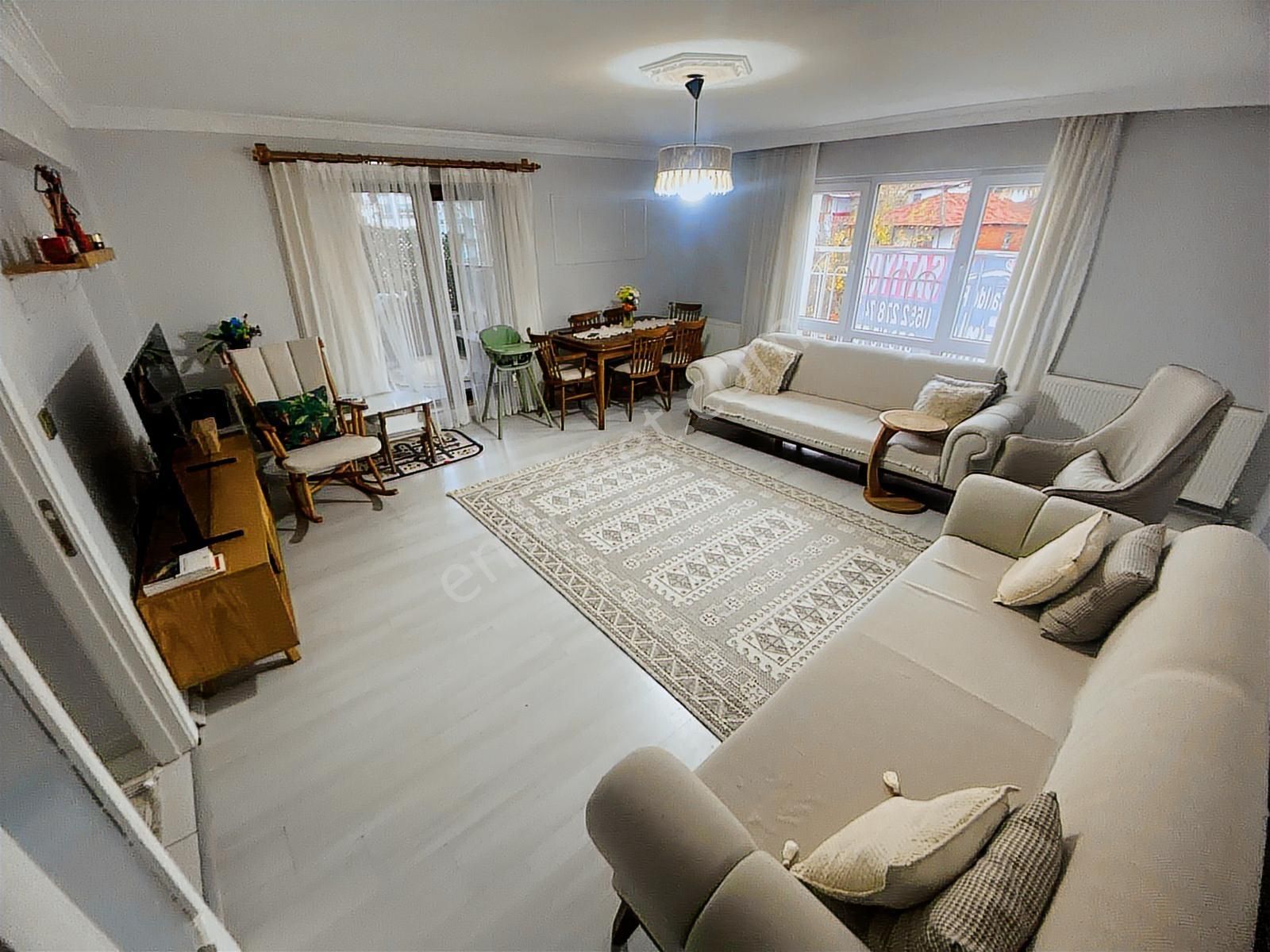 Fuat Çetin'den Ayvalı Merkez Yanı Yeni Bina 1.kat Kış Bahçeli - Görsel 2