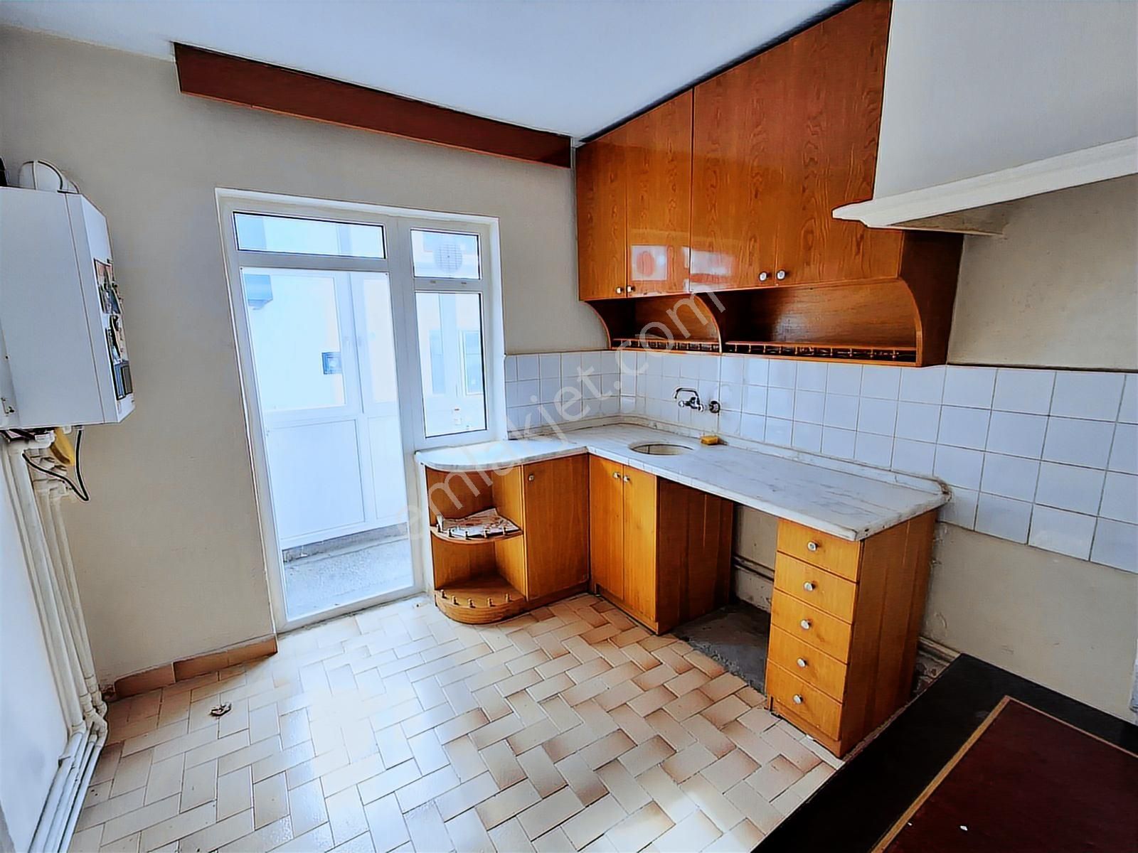 Fuat Çetin'denhem Oturumluk Hem Yatırımlık Süper Konum 2.kat 3+1 - Görsel 5