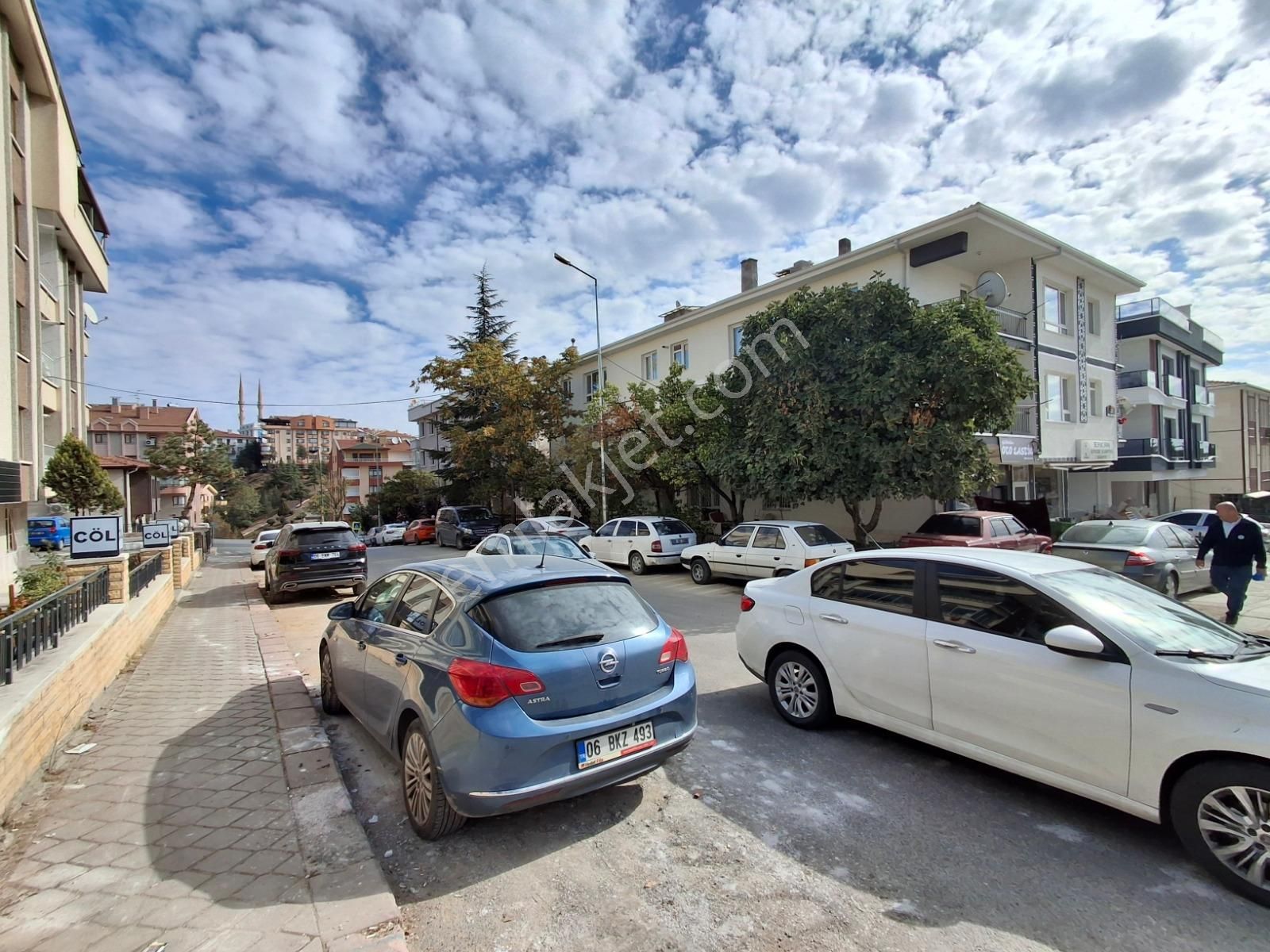 Fuat Çetin'denhem Oturumluk Hem Yatırımlık Süper Konum 2.kat 3+1 - Görsel 8