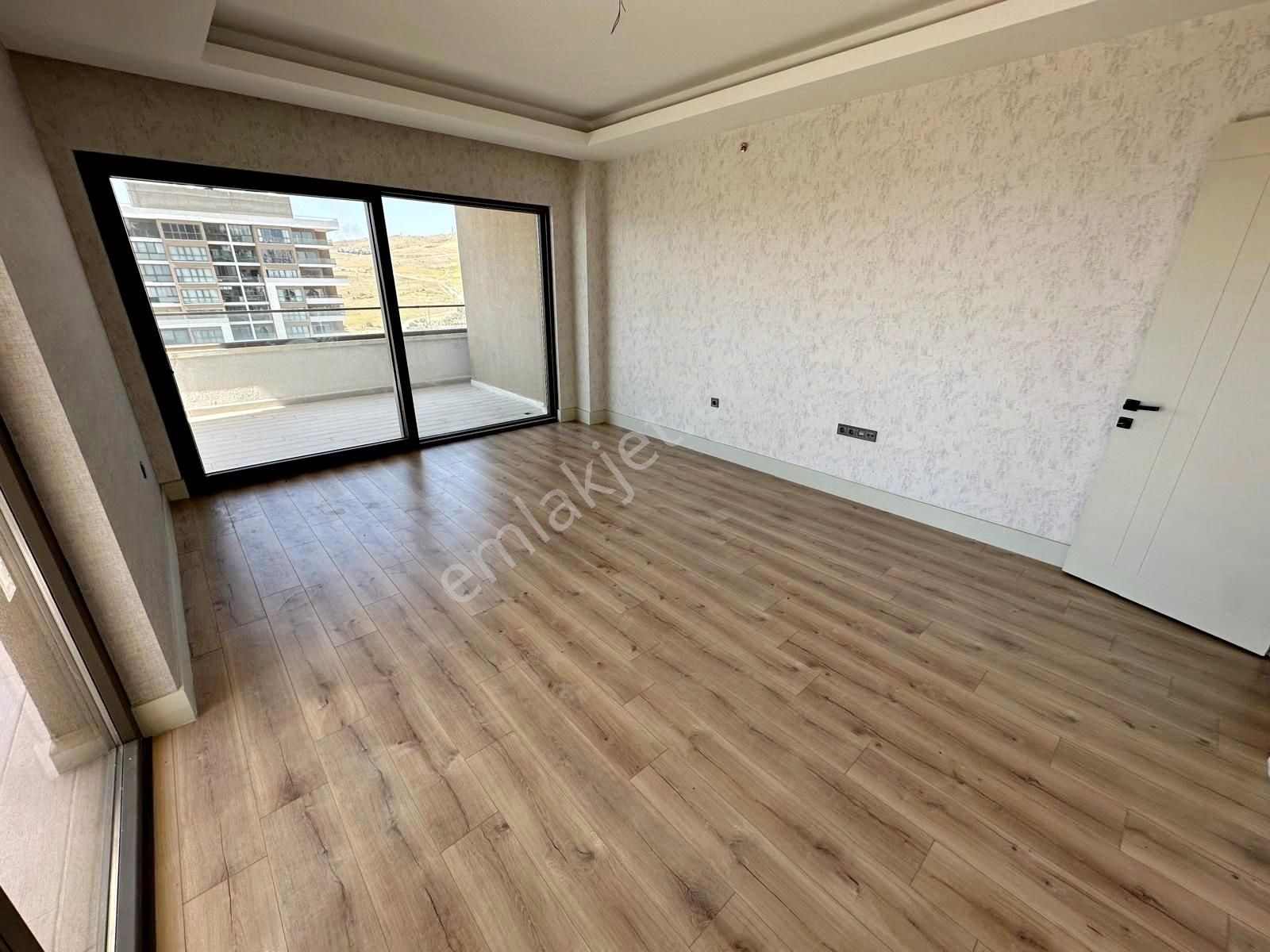 Fuat Çetin'den Cift Bloklu Sosyal Donatılı Ödüllü Proje 210 M2 - Görsel 16