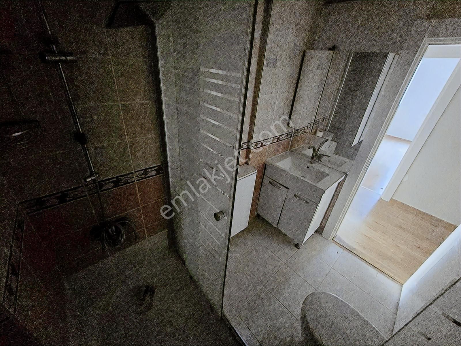 Fuat Çetin'den Ayvalı'da Genç Binada Cadde Cephe Fırsat 3+1 - Görsel 14