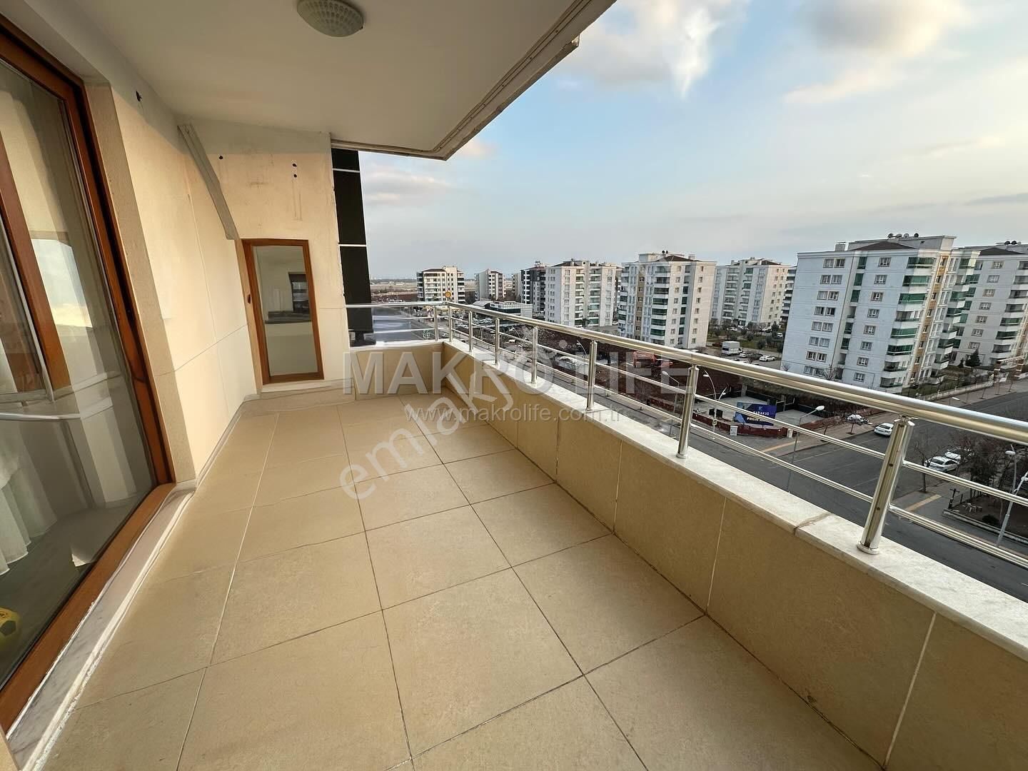Bağcılarda 4+1 Acill Kiralık Lüks Daire - Görsel 15