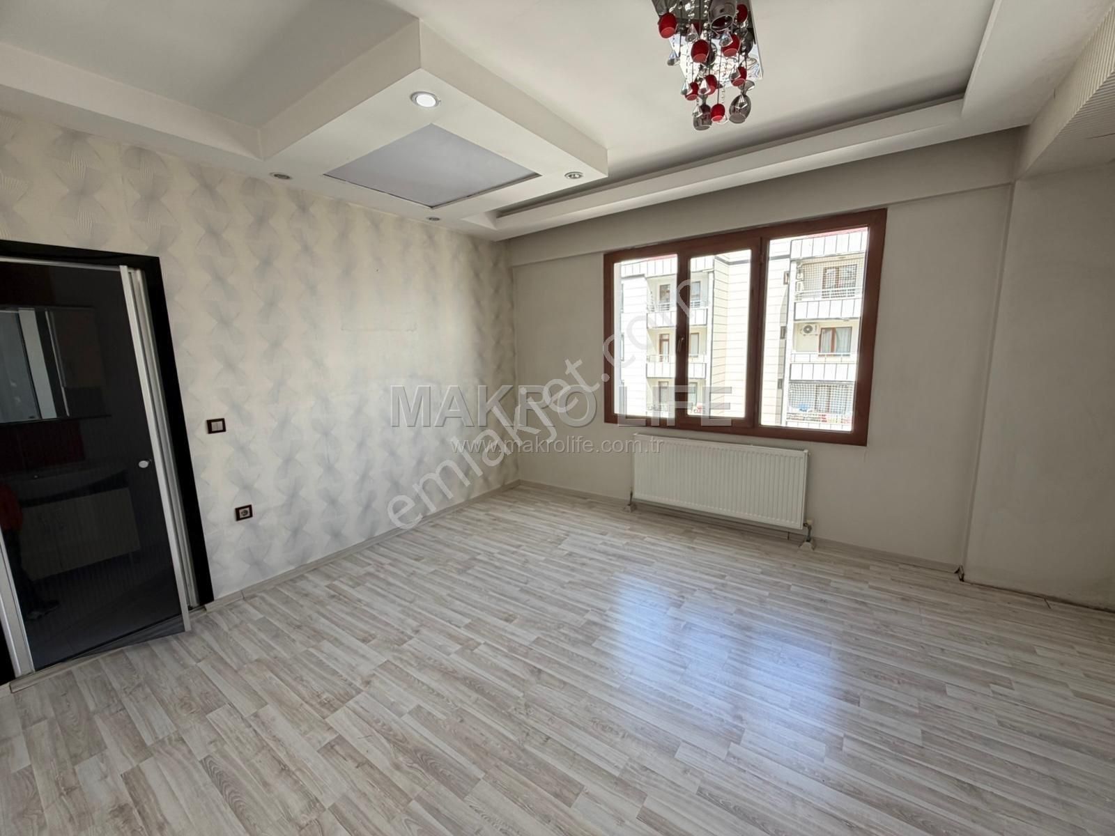 Bağcılarda 4+1 Acill Kiralık Lüks Daire - Görsel 9