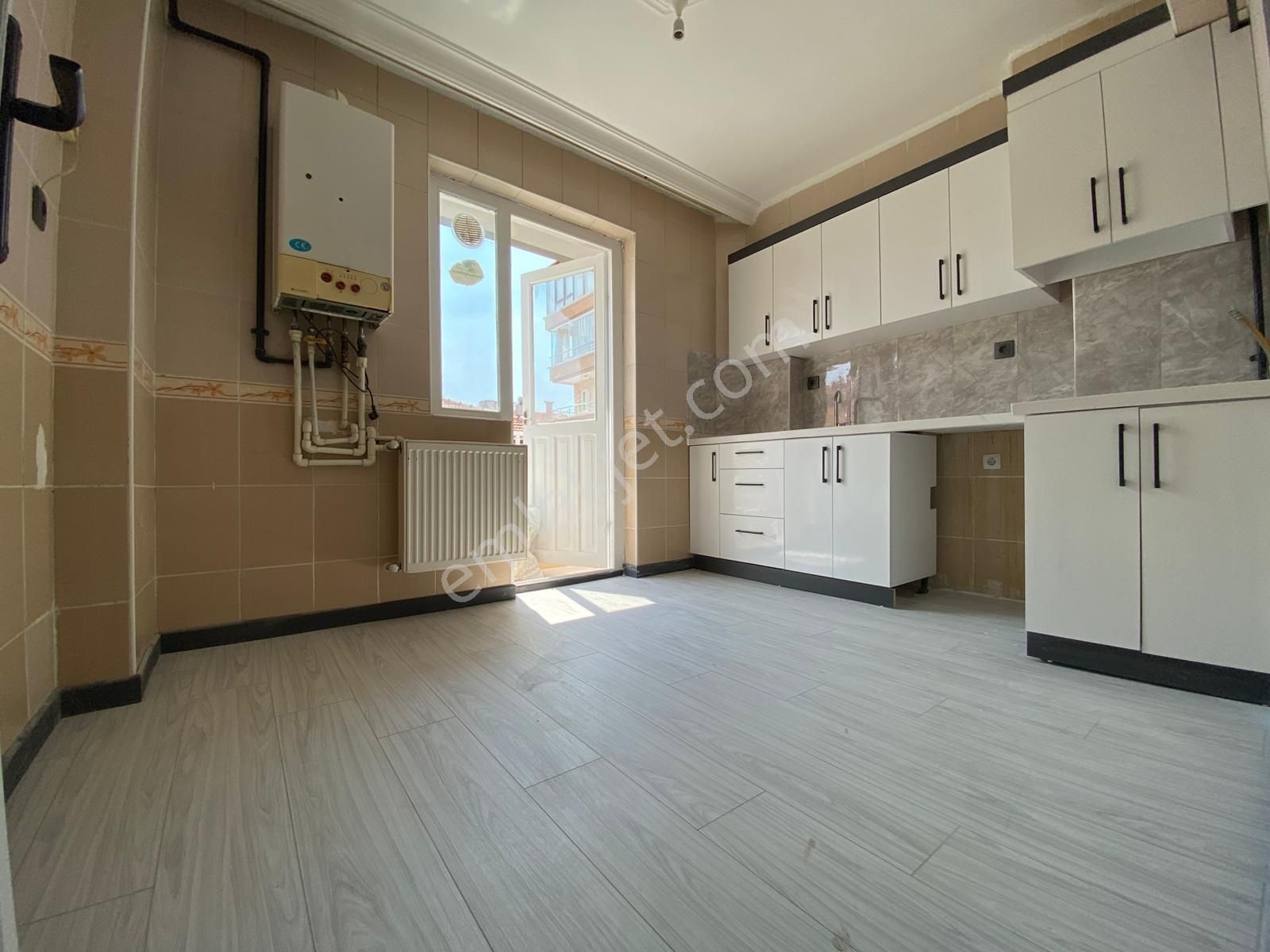 Fuat Çetin'den Anasaglığı Ve Pazar Yanı 1.kat Yapılı Masrafsız - Görsel 23