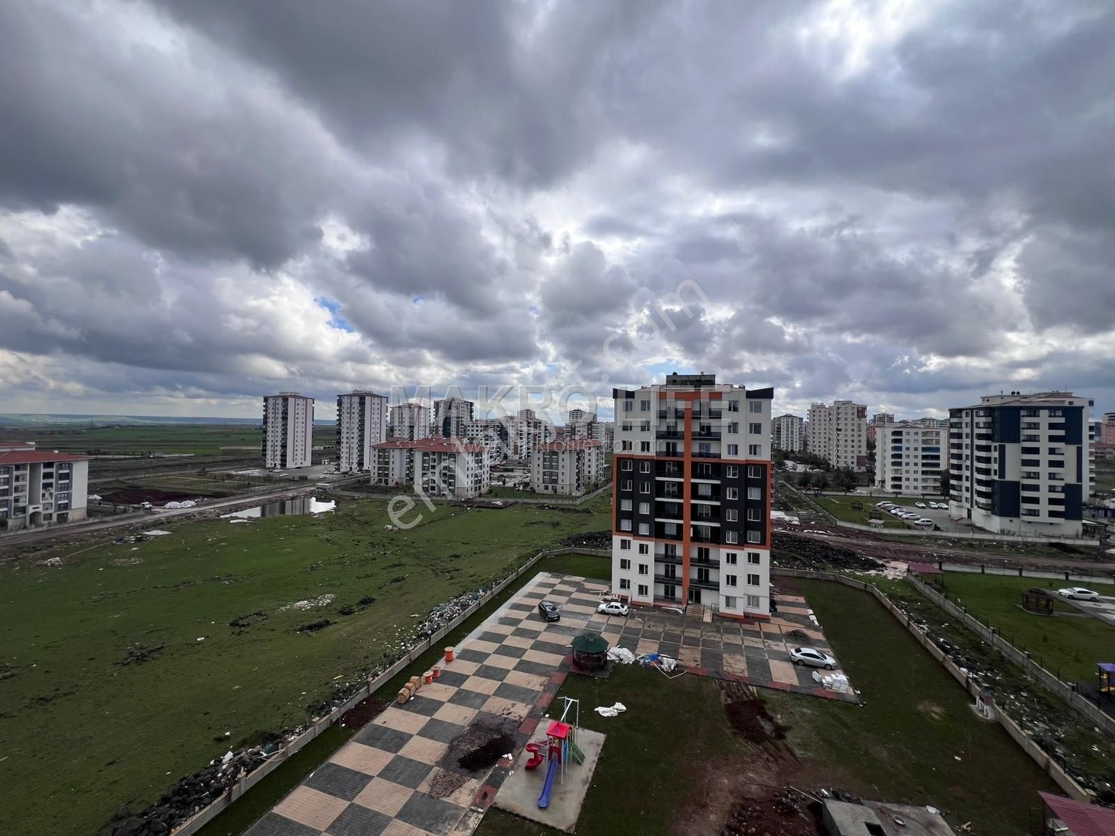 Üçkuyular'da Zirve Yapıda Kiralık 2+1 Daire - Görsel 11