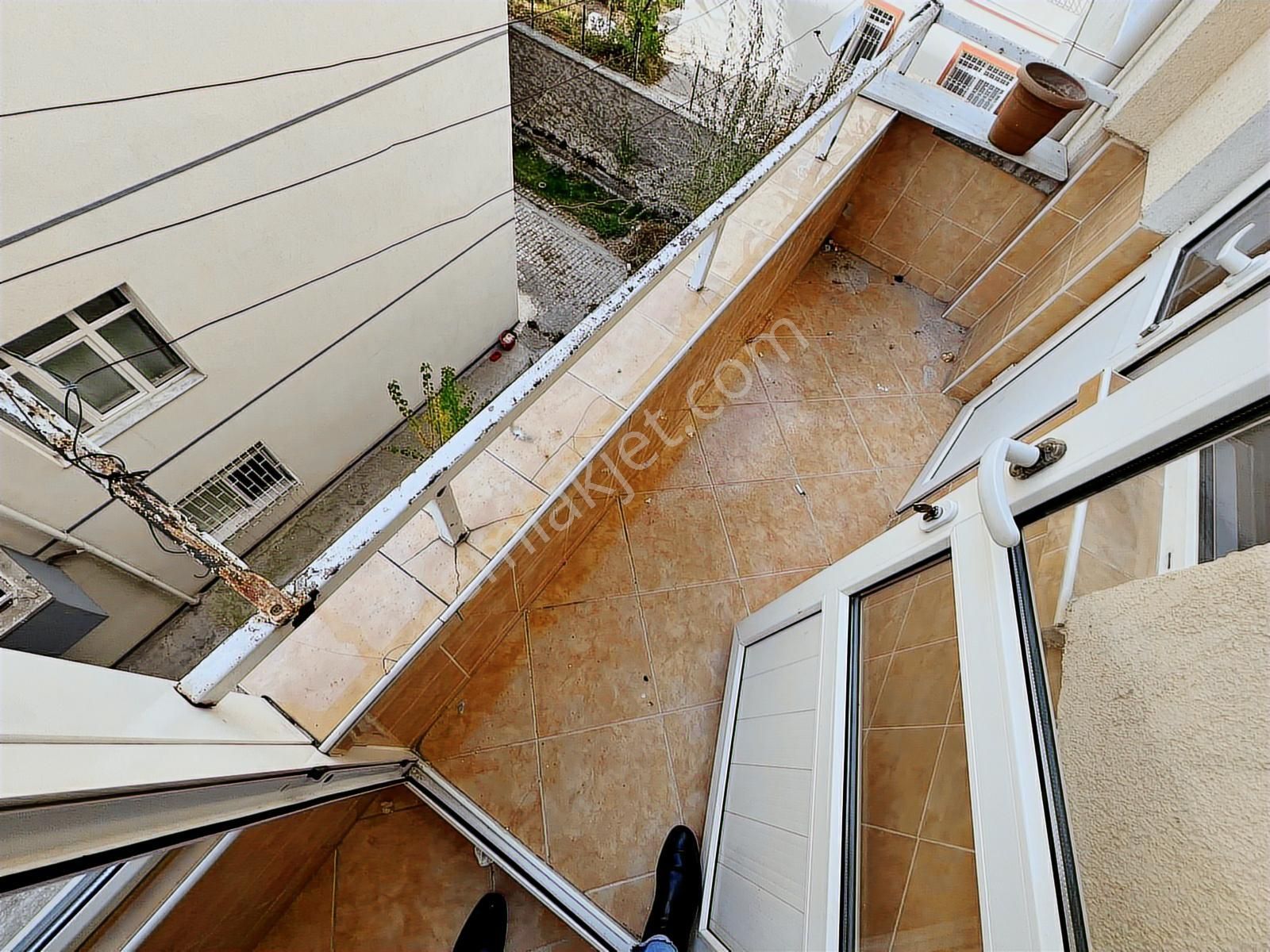 Fuat Çetin'den Etlik'in Kalbinde Cadde Üzeri Geniş Ferah 3+1 - Görsel 11