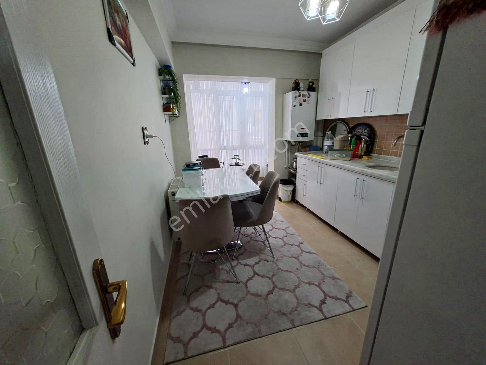 Fuat Çetin'den Yozgat Bulvarında Orta Kat Kacmaz 3+1 - Görsel 4