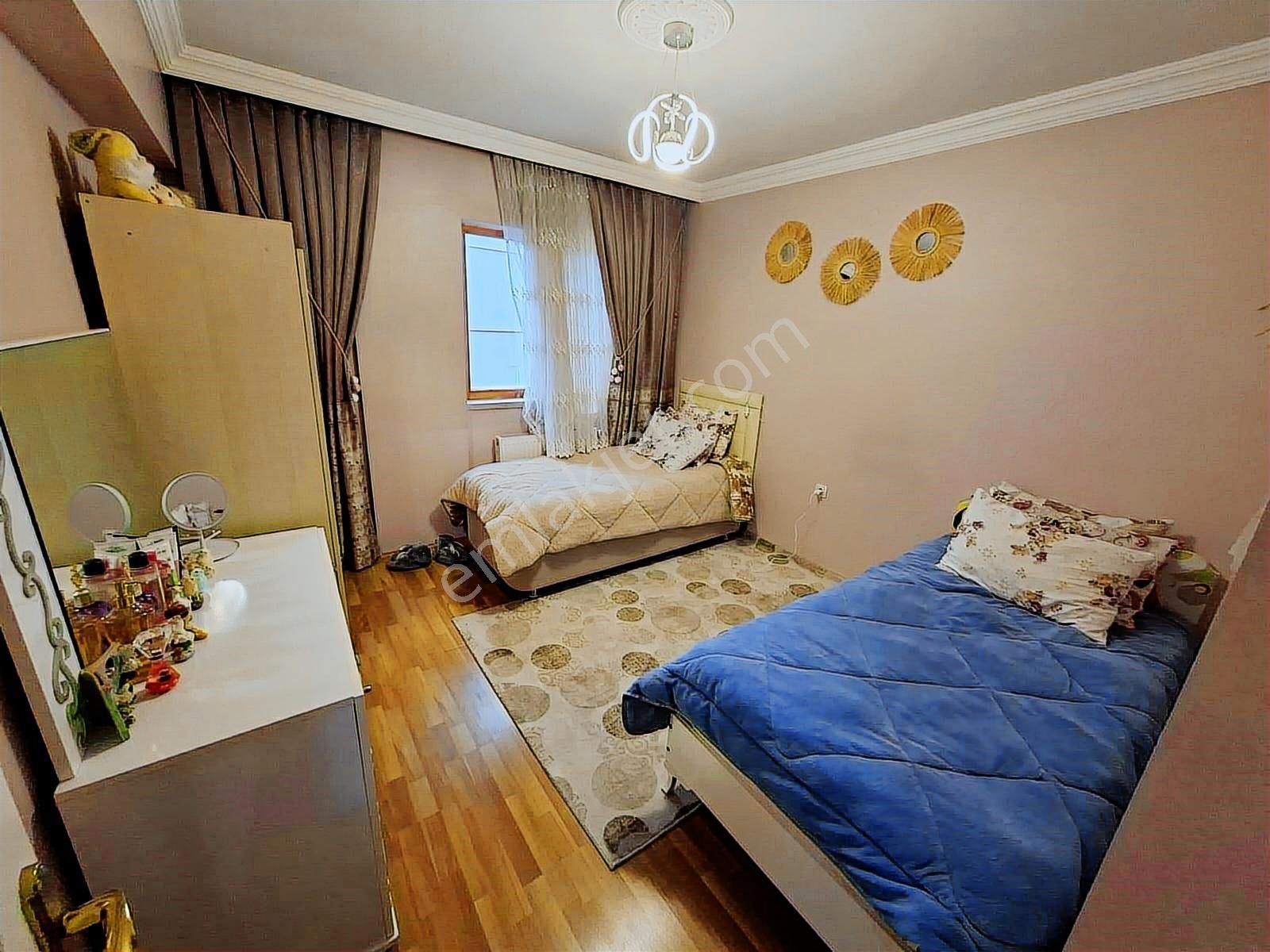 Fuat Çetin'den Yozgat Bulvarında Orta Kat Kacmaz 3+1 - Görsel 10