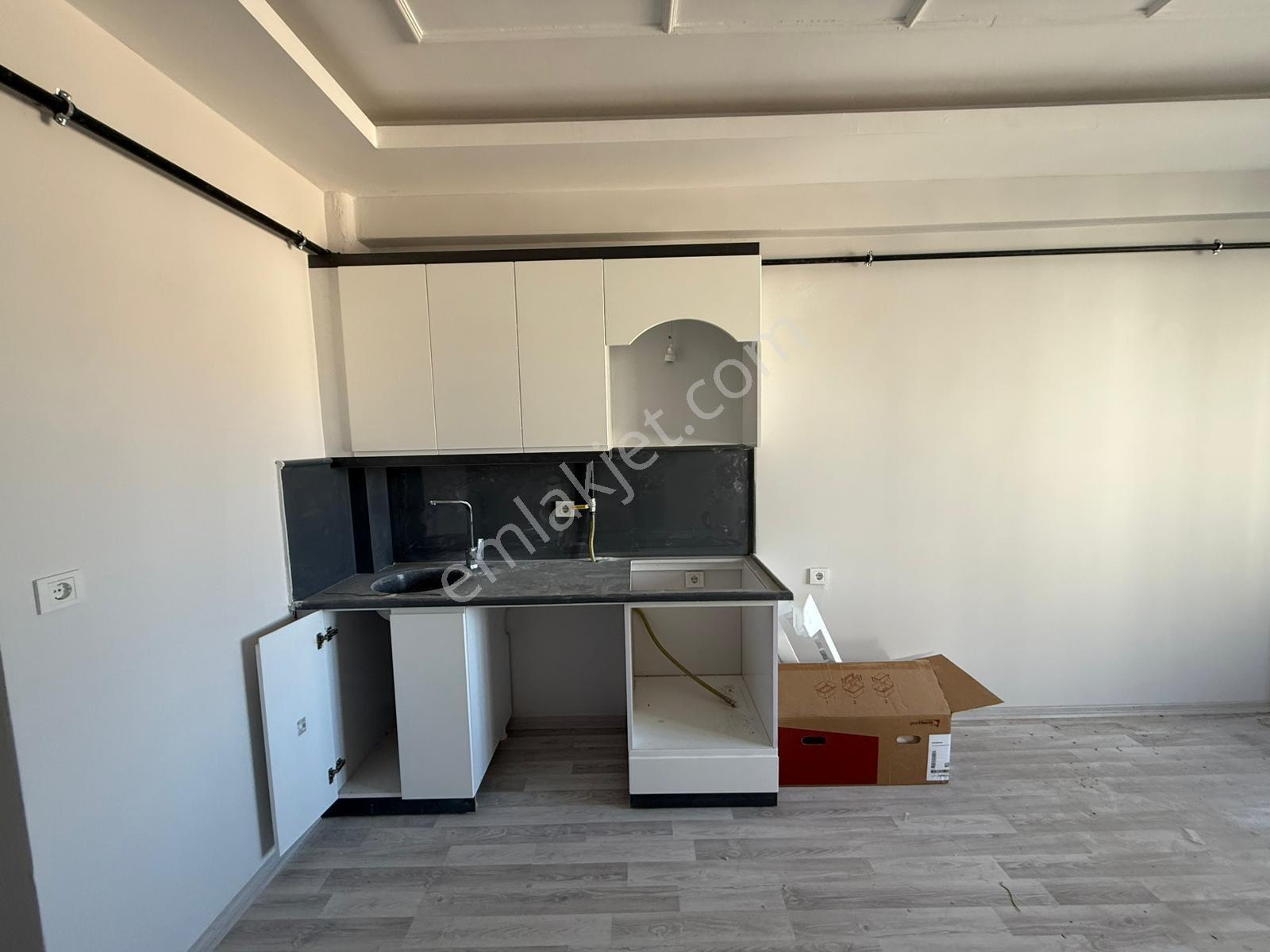 Murat Emlaktan Mardin Eğt Ve Arş Hastanesi Yanı 1+1 Dairemiz Kiralıktır - Görsel 4