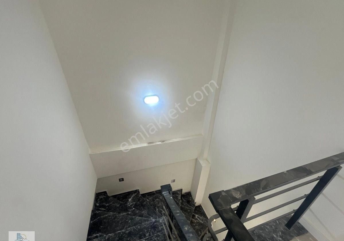 Didim Efeler Mahallesinde Havuzlu Site İçerisinde 3+1ayrı Mutfak Dubleks Daire - Görsel 8