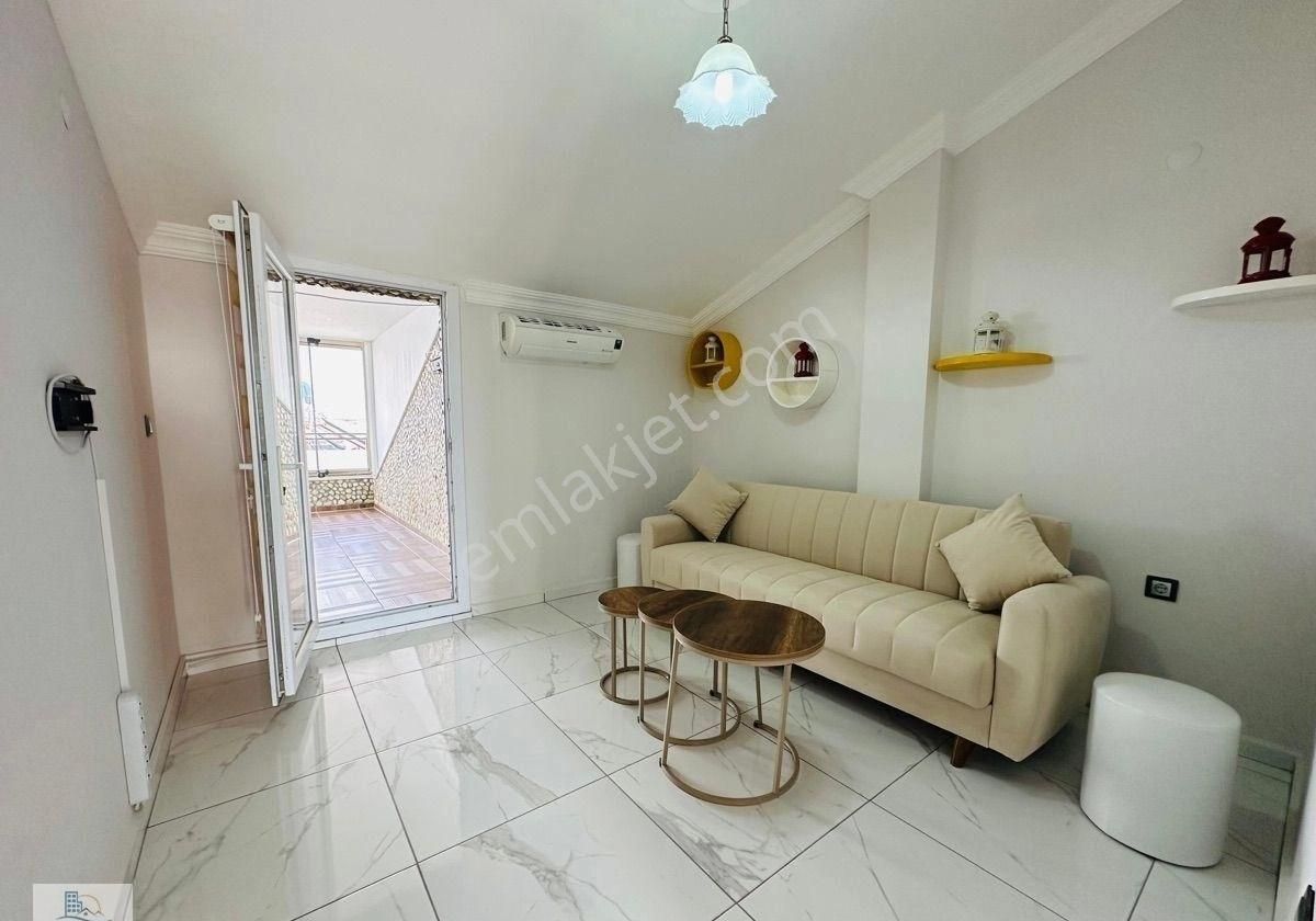 Didim Efeler Mahallesinde Köşe Konumlu Deniz Manzaralı Eşyalı 3+1 Dubleks Daire - Görsel 12