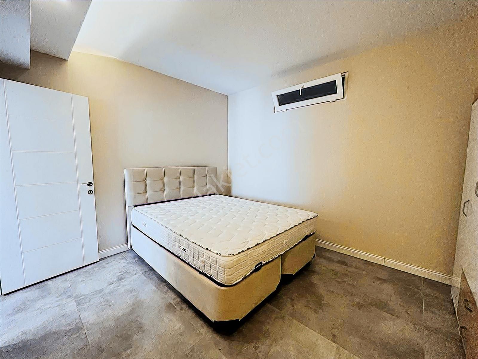 Yaşam Gayrimenkulden Havuzlu Sitede Kiralık Eşyalı 1+1 Daire - Görsel 19