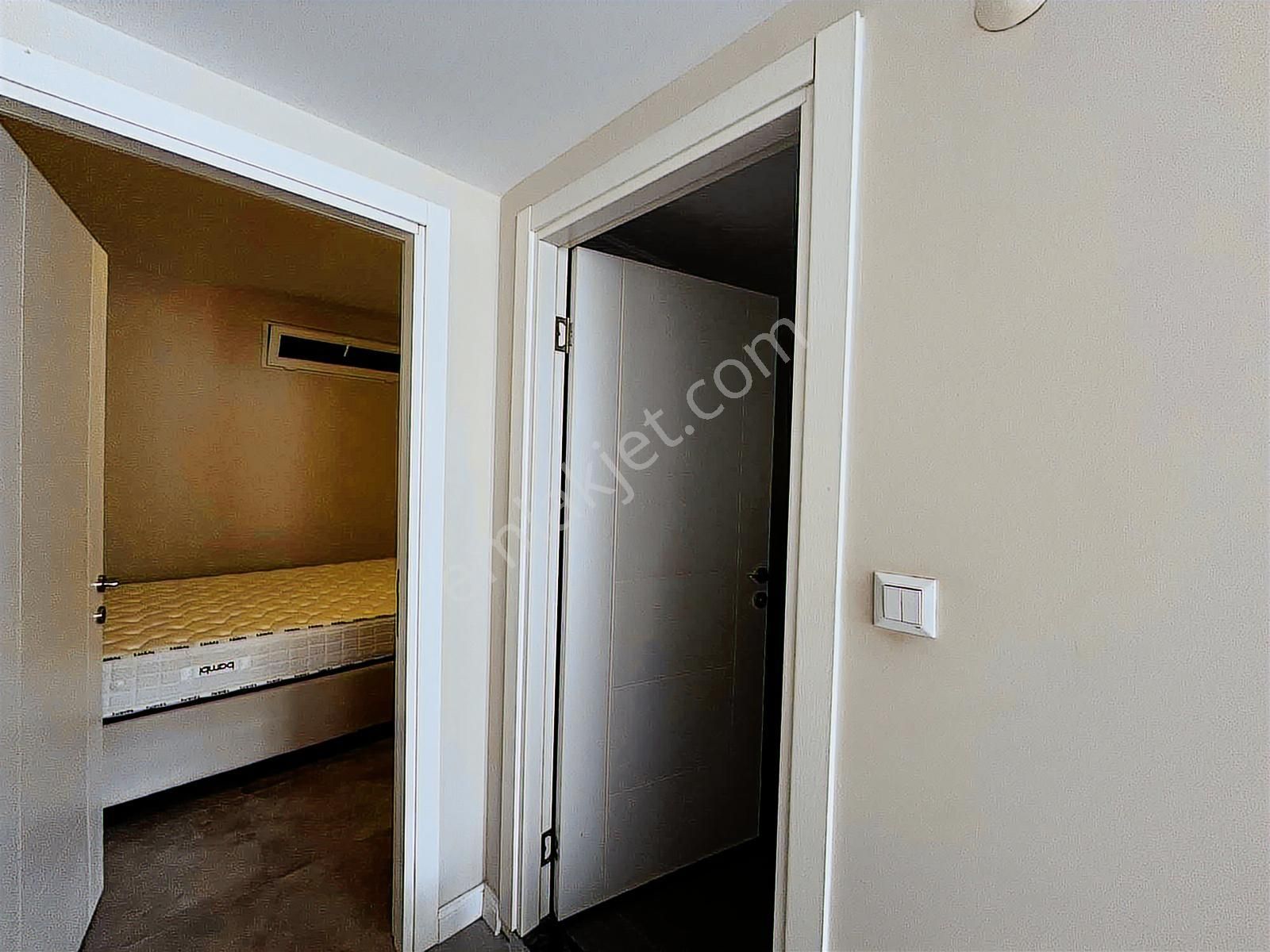 Yaşam Gayrimenkulden Havuzlu Sitede Kiralık Eşyalı 1+1 Daire - Görsel 12