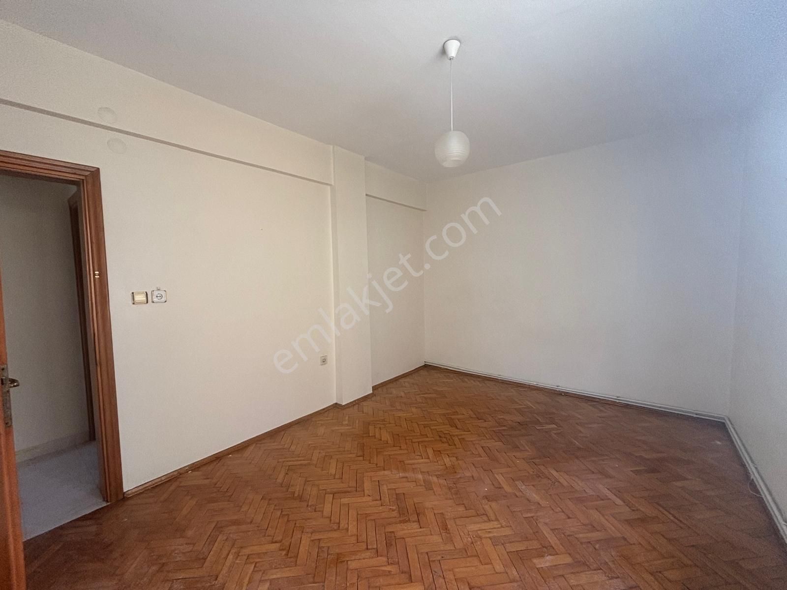 Maltepe Fındıklıda 3+1 Oldukça Geniş Satılık Dairemiz - Görsel 14