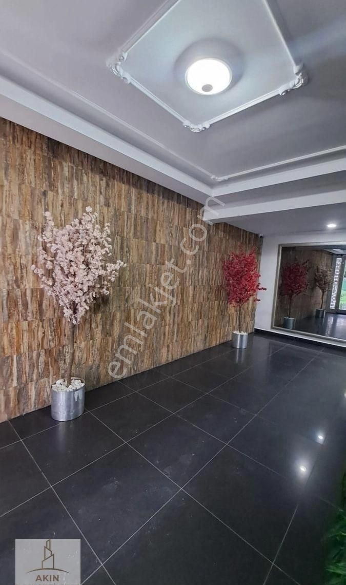 Esenyurt Barbaros Hayrettin Paşa'da Site İçinde, Eşyalı, Metrobüse Yakın 1+1 Kiralık Daire - Görsel 2