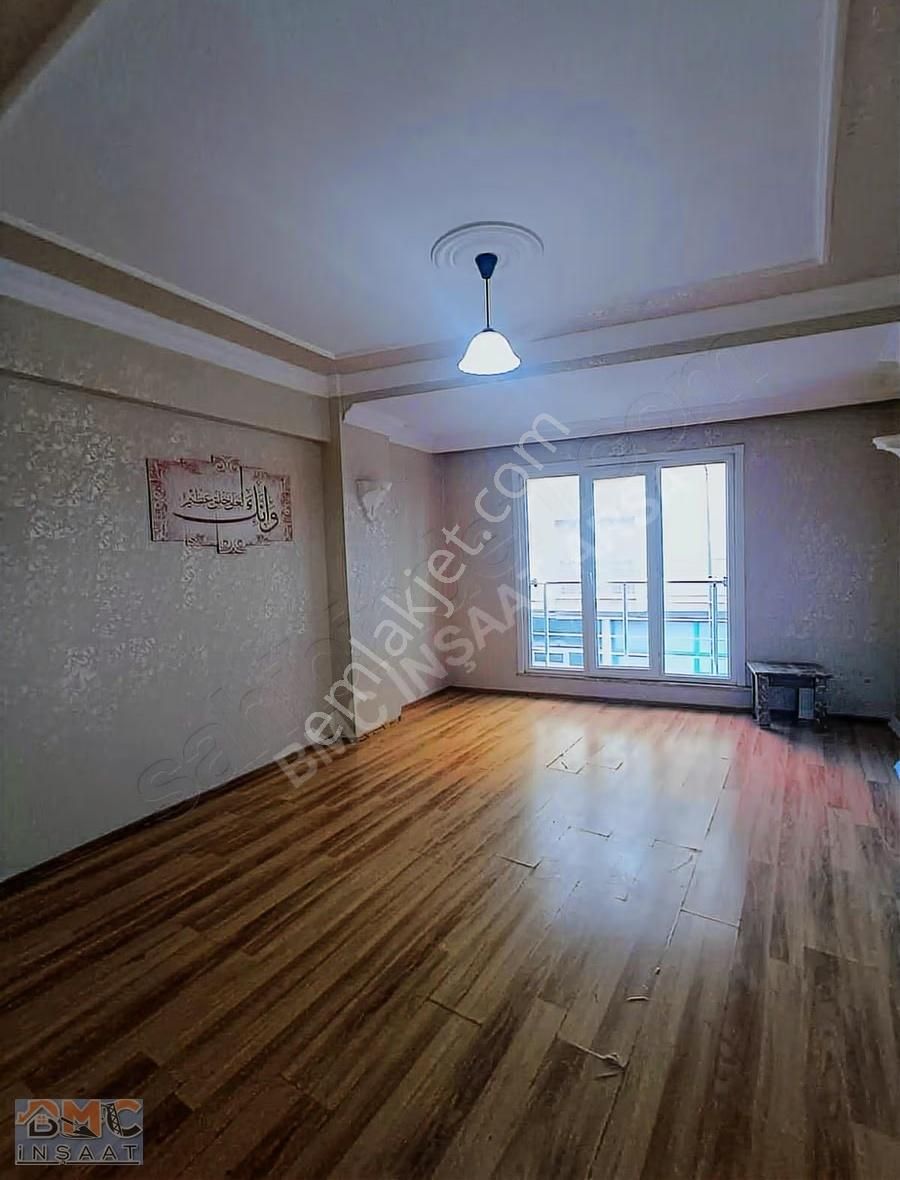 Selehattin Eyyübi Mahallesinde 2+1 Yatırıma Uygun Arakat Daire