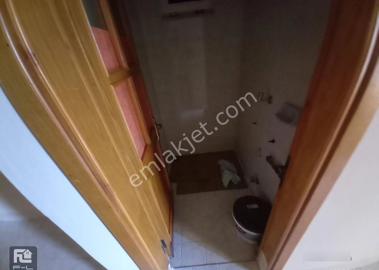 F-l Emlaktan Bulgurlu Metro Yakını Erkek Bekara Uygun Oda Paylaşımı Tek Oda! - Görsel 17