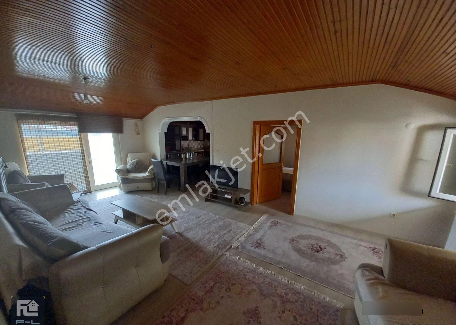 F-l Emlak Emaar Avm Libadiye Dsi Yakını 1+1 Çatı Teraslı Eşyalı