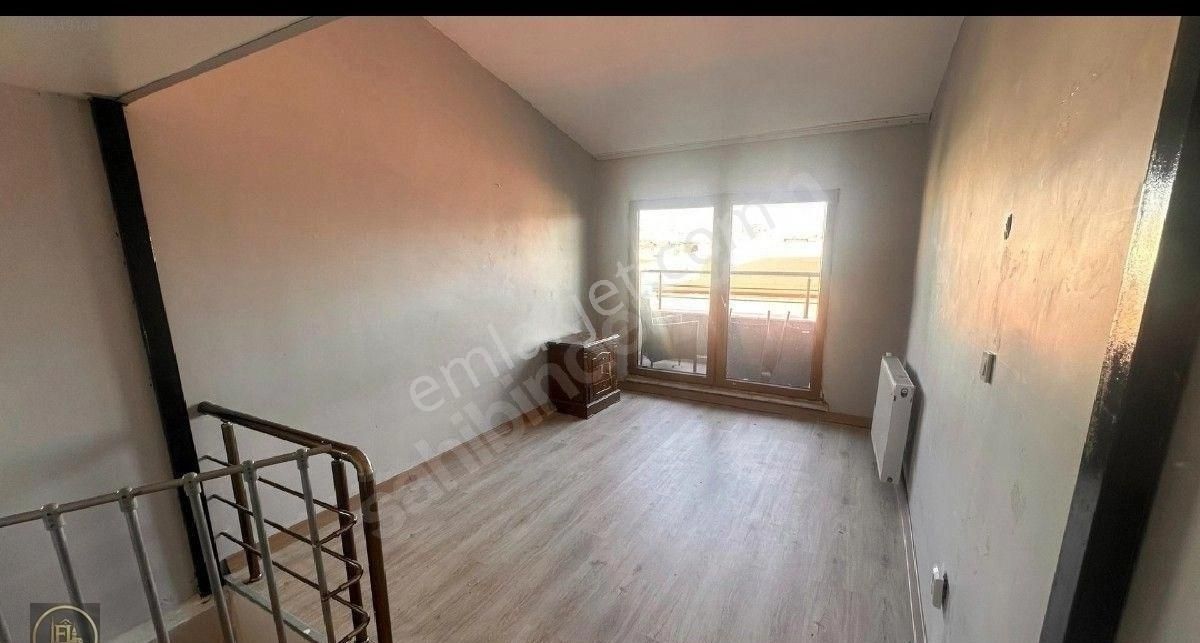 F-l Den Bulgurlu Metroya Yürüme Mesafesinde Dubleks - Görsel 5