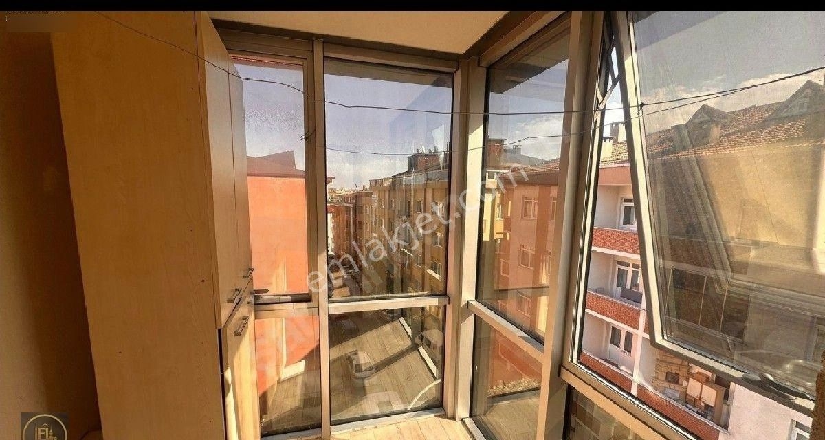 F-l Den Bulgurlu Metroya Yürüme Mesafesinde Dubleks - Görsel 13