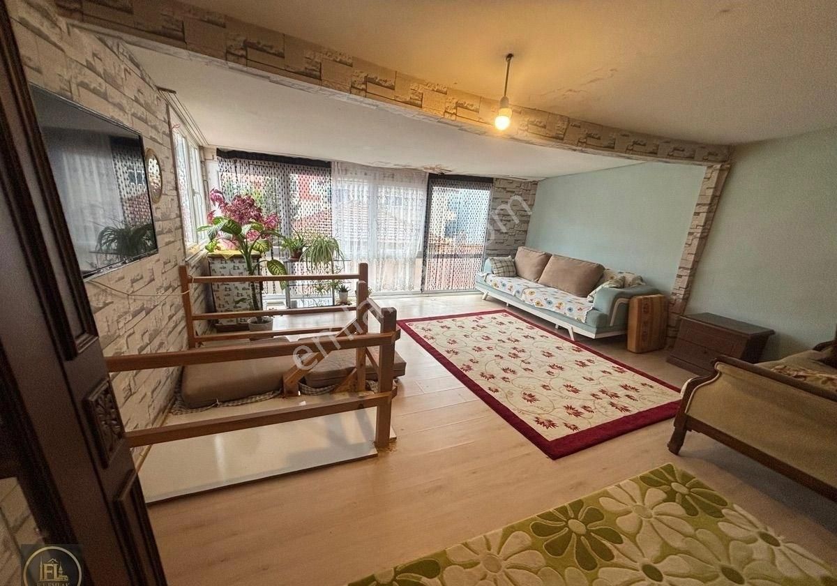 F-l Emlaktan Emmar Avm Yakını Eşyalı 1+0 Stüdyo Daire - Görsel 16