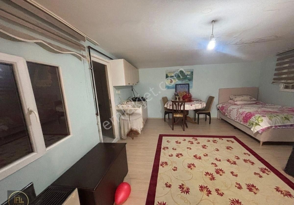 F-l Emlaktan Emmar Avm Yakını Eşyalı 1+0 Stüdyo Daire - Görsel 9