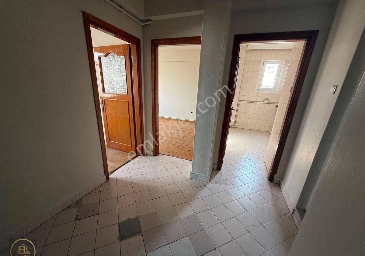Fl Emlaktan Çamlıca Cami Yakını 2+1 Arakat - Görsel 6