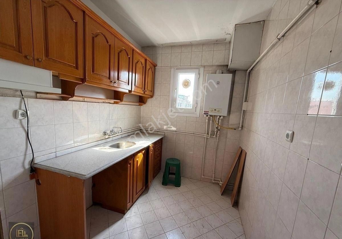 Fl Emlaktan Çamlıca Cami Yakını 2+1 Ön Cephe Arakat - Görsel 18