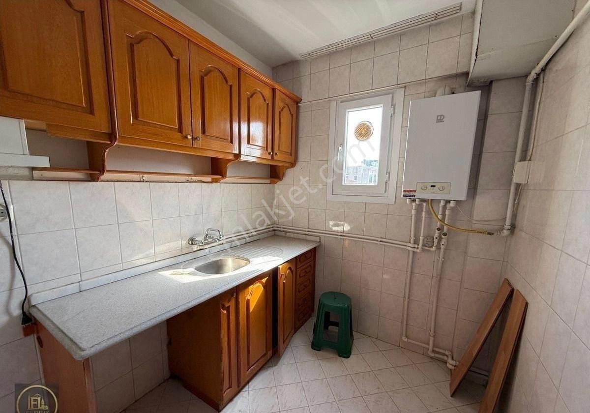 Fl Emlaktan Çamlıca Cami Yakını 2+1 Ön Cephe Arakat - Görsel 26