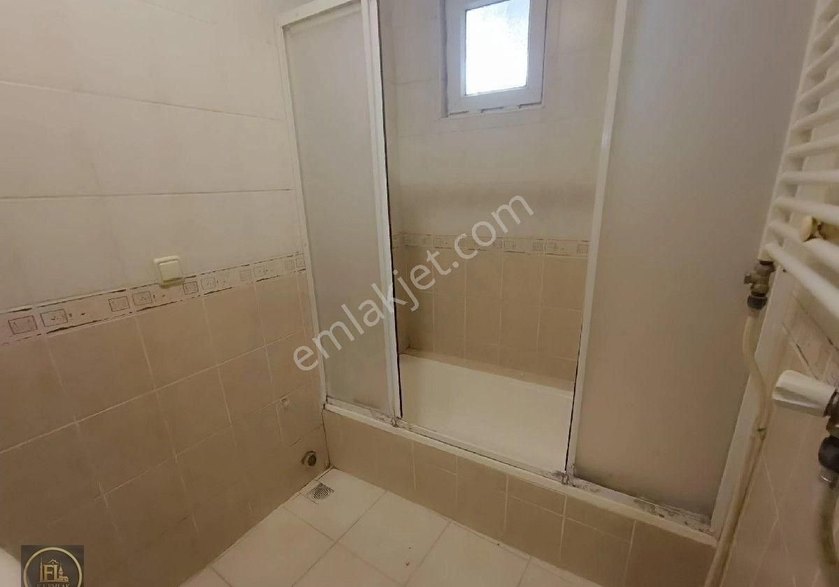 F-l Emlaktan Küçük Çamlıca Da Metroya 150 M Mesafede Dubleks Daire - Görsel 22