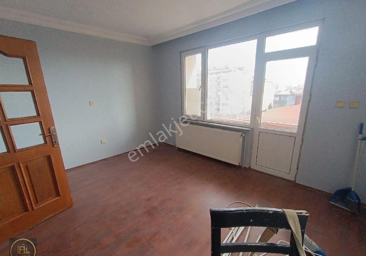 F-l Emlaktan Küçük Çamlıca Da Metroya 150 M Mesafede Dubleks Daire - Görsel 25