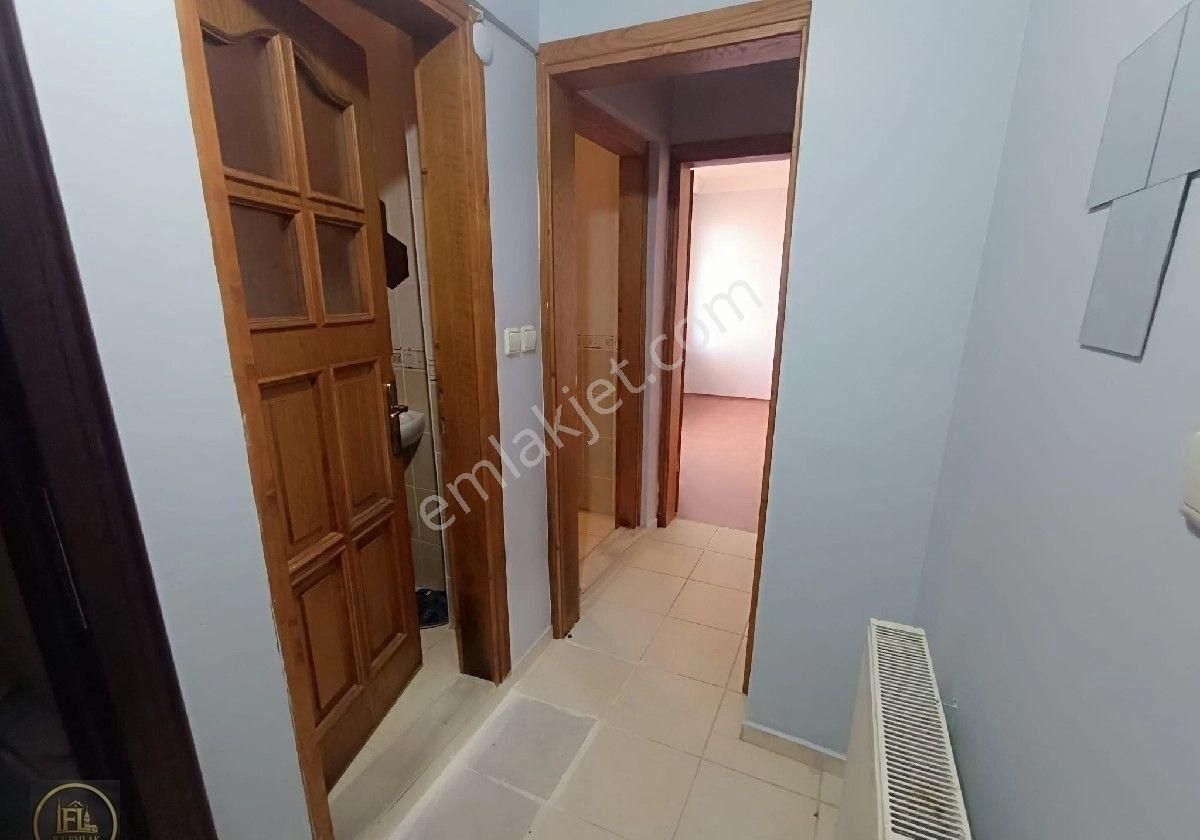 F-l Emlaktan Küçük Çamlıca Da Metroya 150 M Mesafede Dubleks Daire - Görsel 6