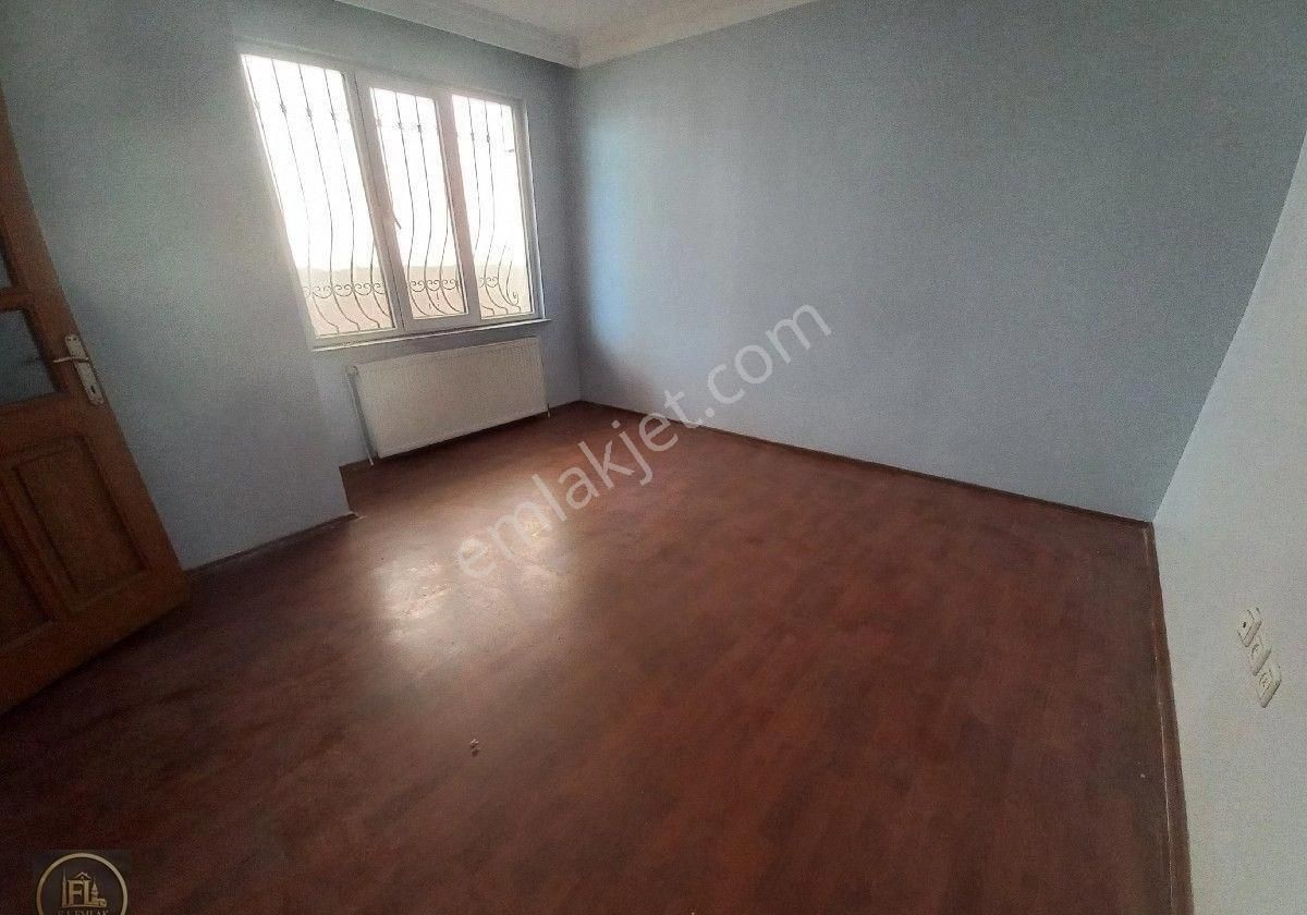 F-l Emlaktan Küçük Çamlıca Da Metroya 150 M Mesafede Dubleks Daire - Görsel 12