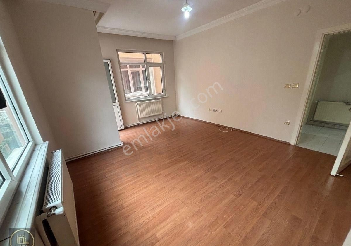 F-l Emlaktan Emmar Avm Yakını 2+1 Geniş Daire Aileye Uygun - Görsel 18