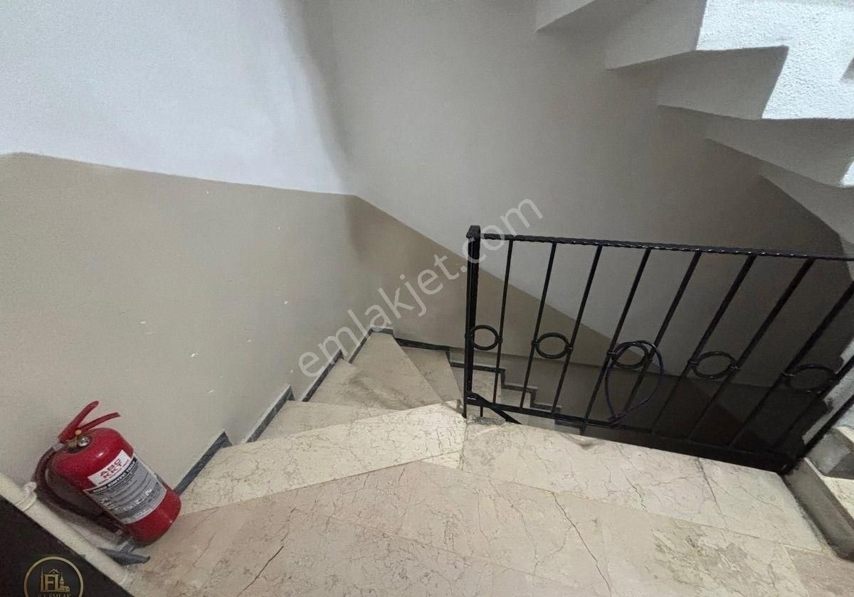 F-l Emlaktan Emmar Avm Yakını 2+1 Geniş Daire Aileye Uygun - Görsel 23