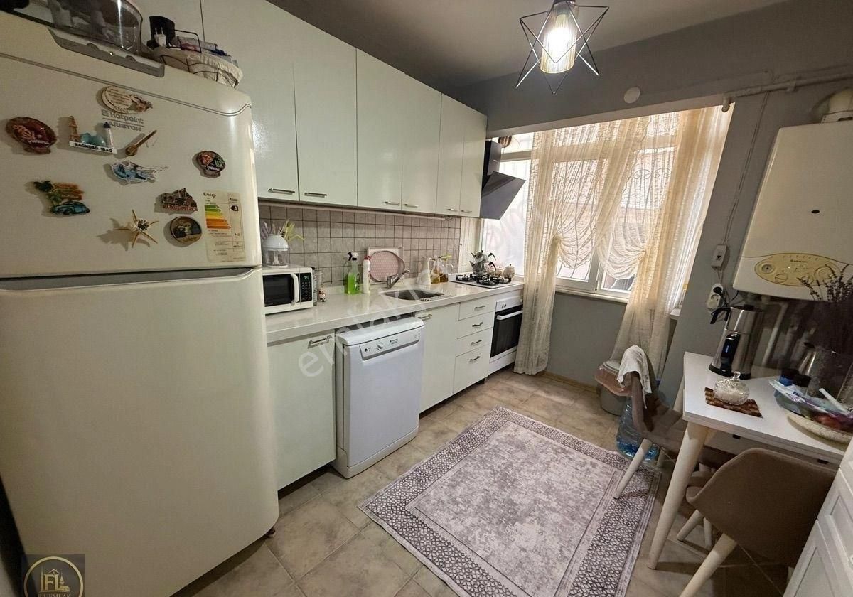 Fl Emlaktan Şirinevler Metrobüs E-5 Yakını 3+1 Arakat - Görsel 19