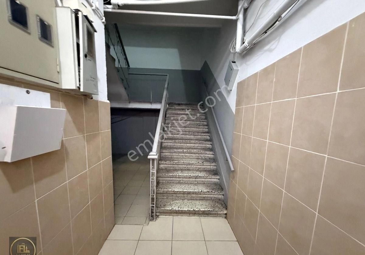 Fl Emlaktan Şirinevler Metrobüs E-5 Yakını 3+1 Arakat - Görsel 18