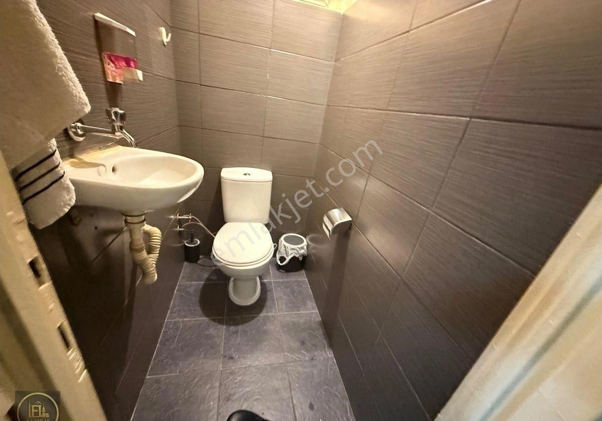 Fl Emlaktan Şirinevler Metrobüs E-5 Yakını 3+1 Arakat - Görsel 14