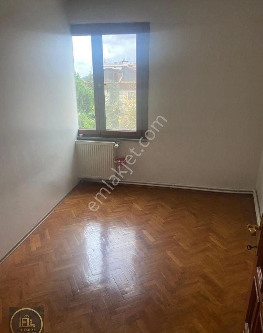 F-l Emlaktan Bulgurlu Metro Yakını 3+1 120 M2 1.kat - Görsel 5