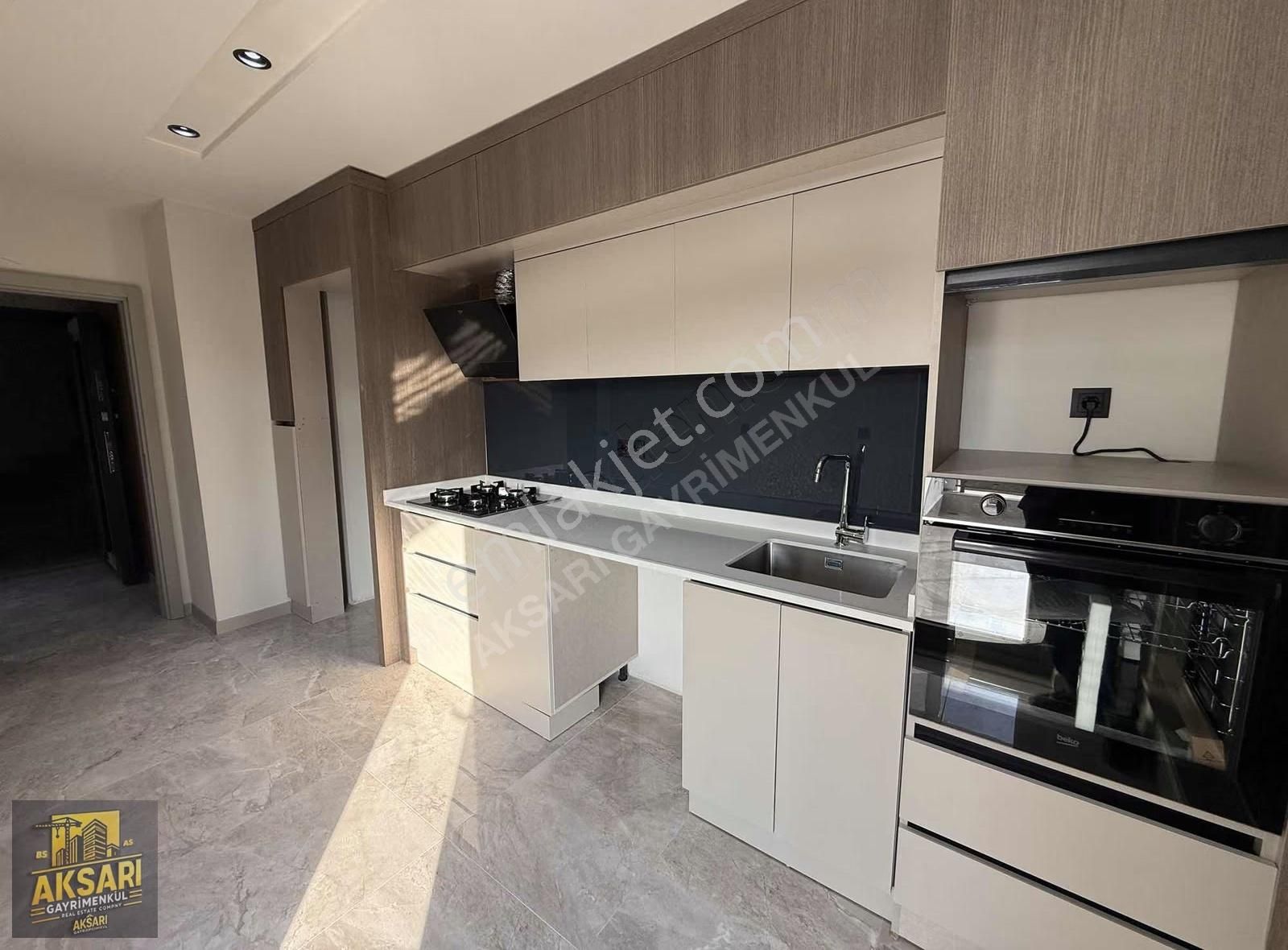 Ayanoğlunda 3+1 140m2 Havuzlu Tramvay Dibi Satılık Daire