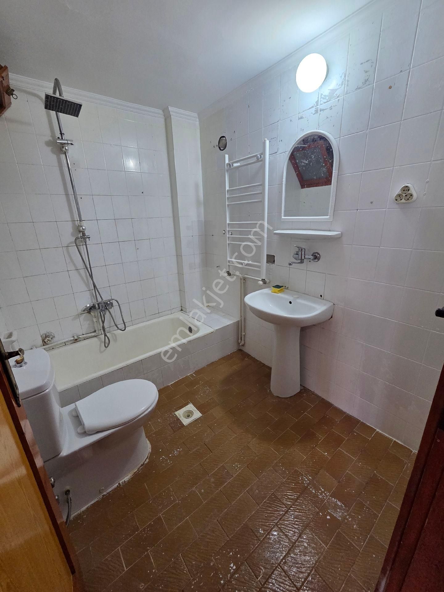 Bayraklı Osmangazi 2+1 Geniş Doğalgazlı Kiralık Daire - Görsel 21